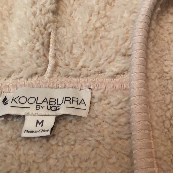 Cozy, snuggly Koolaburra by Ugg teddy hoodie. Two pockets. Super cute. - Picture 8 of 8